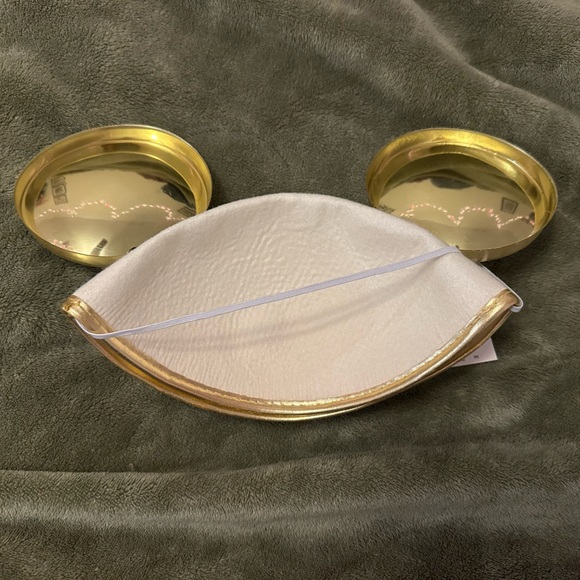 runDisney 2026 Walt Disney World Marathon Mickey Ears - Picture 2 of 3